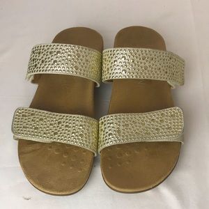 Vionic Gold studded velcro straps sandals Sz 7